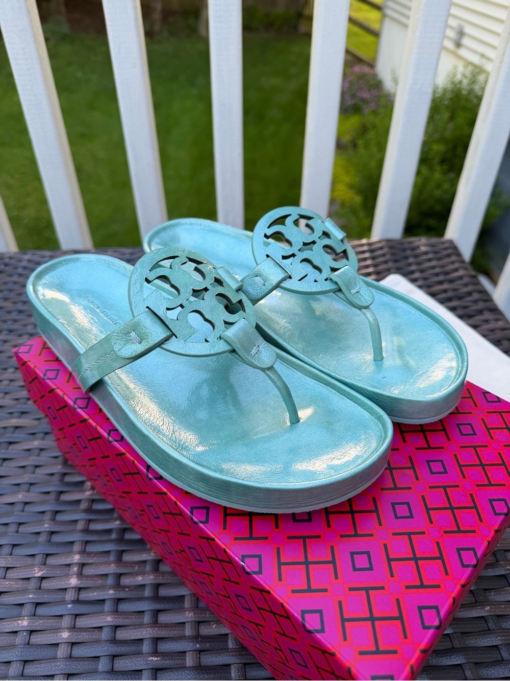 Tory Burch Metallic Aqua Miller Thong Sandals size 7 - Picture 3 of 8